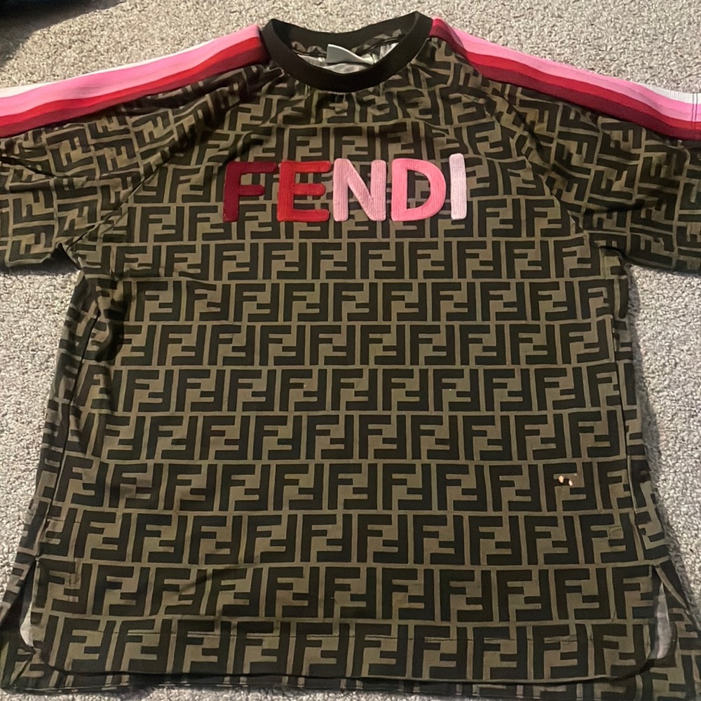 AUTHENTIC Kids Fendi short sleeve Shirt big kid size 12us ..